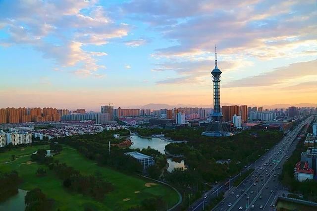 河北的温馨日常，友情、家庭与爱的交织故事