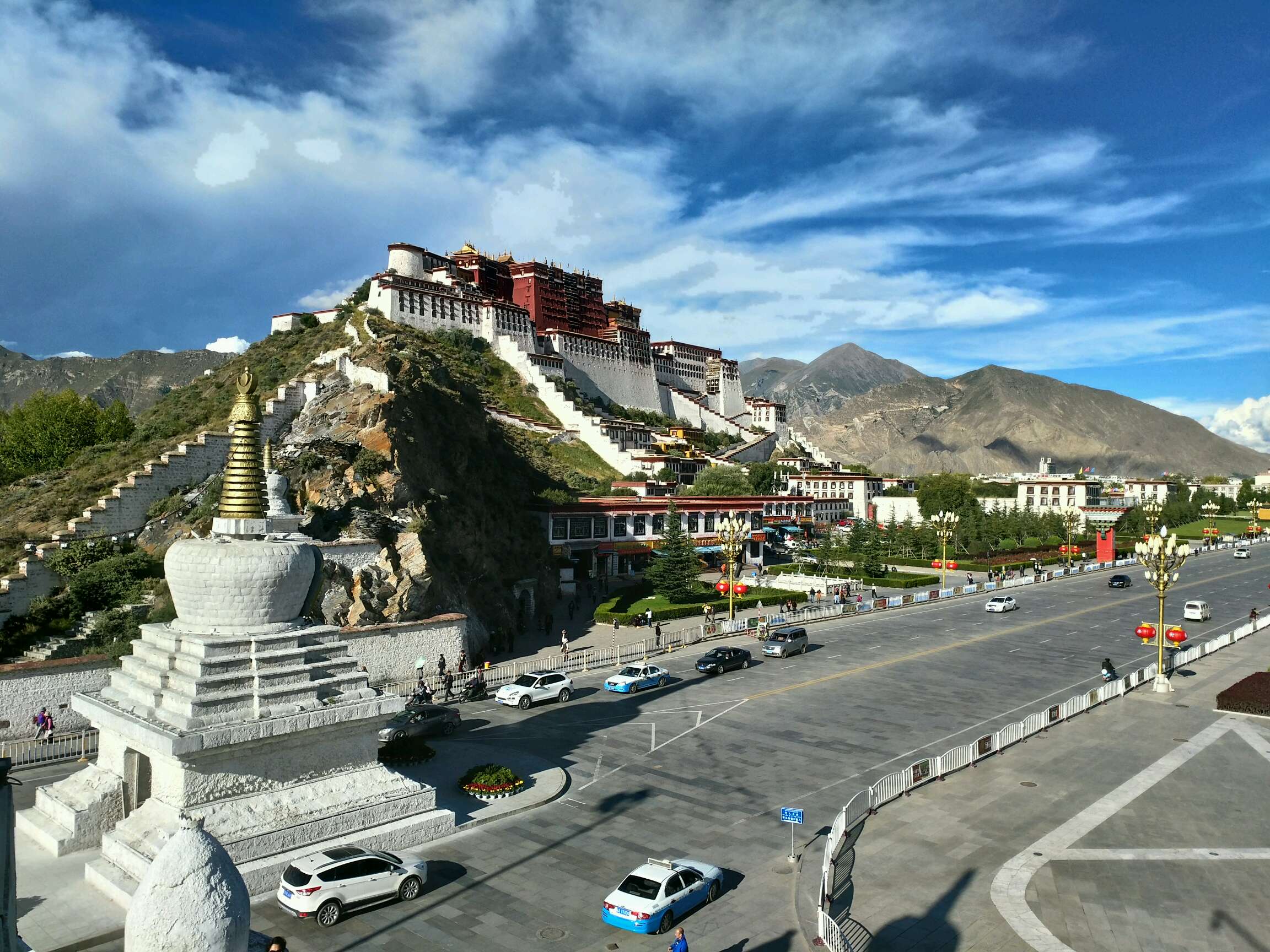 拉萨阳光下的微笑日常——西藏小确幸记